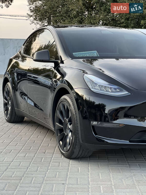Позашляховик / Кросовер Tesla Model Y 2021 в Тернополі