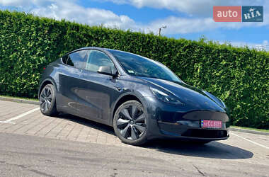 Позашляховик / Кросовер Tesla Model Y 2024 в 