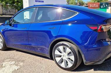 Внедорожник / Кроссовер Tesla Model Y 2021 в 