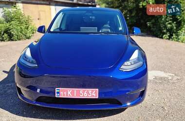 Внедорожник / Кроссовер Tesla Model Y 2021 в 
