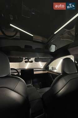 Внедорожник / Кроссовер Tesla Model Y 2022 в 