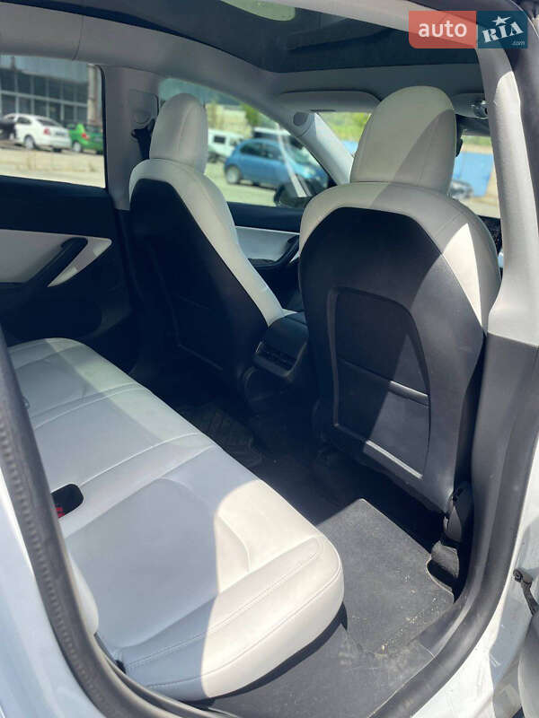Внедорожник / Кроссовер Tesla Model Y 2021 в Запорожье фото 2 Внедорожник / Кроссовер Tesla Model Y 2021 в Запорожье