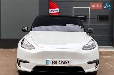 Позашляховик / Кросовер Tesla Model Y 2023 в 