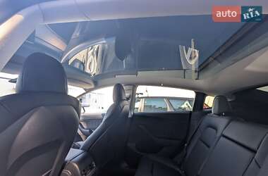 Внедорожник / Кроссовер Tesla Model Y 2022 в Львове