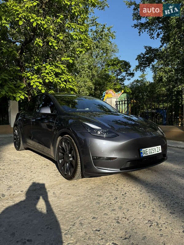 Позашляховик / Кросовер Tesla Model Y 2022 в 
