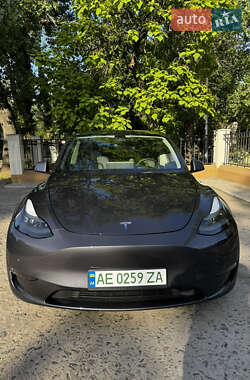 Позашляховик / Кросовер Tesla Model Y 2022 в 