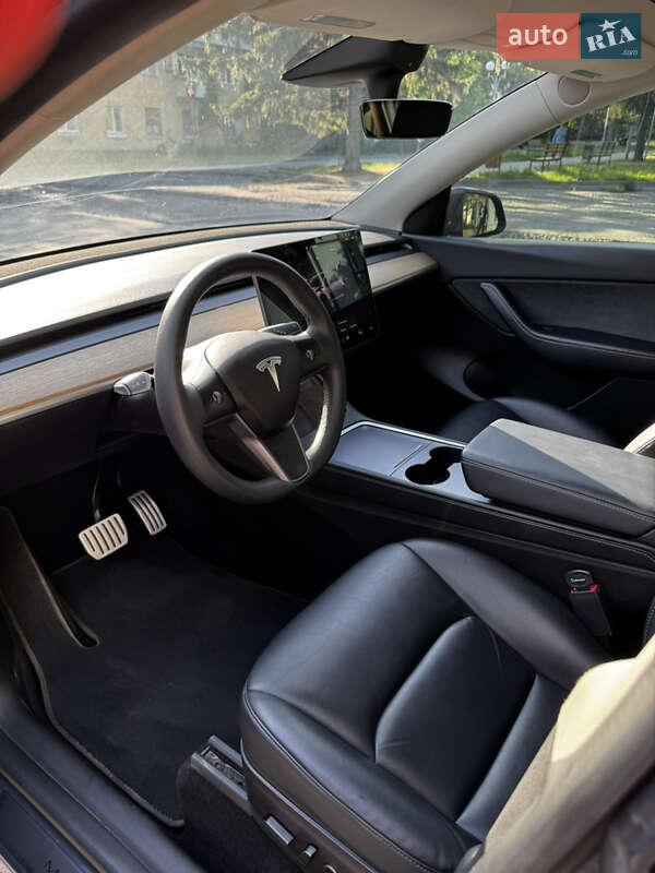 Внедорожник / Кроссовер Tesla Model Y 2022 в Днепре