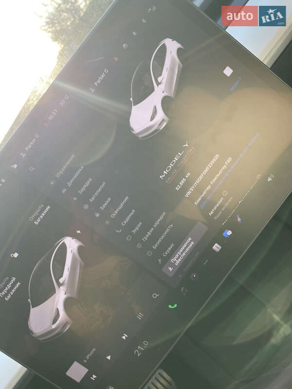 Позашляховик / Кросовер Tesla Model Y 2021 в Луцьку