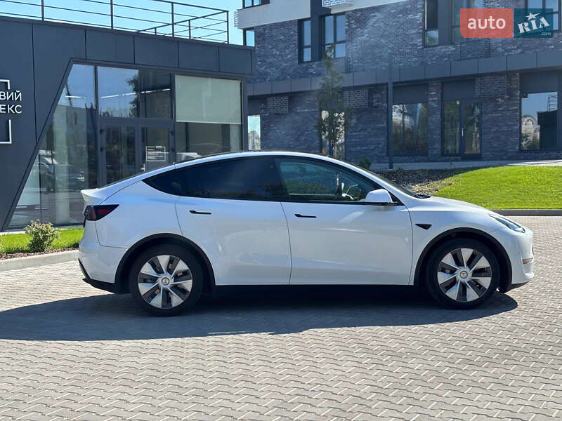Позашляховик / Кросовер Tesla Model Y 2021 в Кропивницькому
