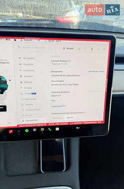 Позашляховик / Кросовер Tesla Model Y 2023 в 