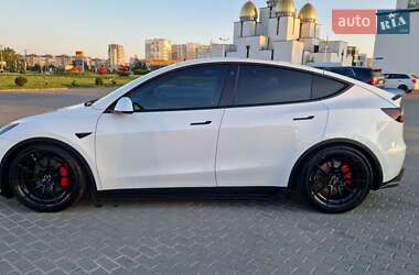 Позашляховик / Кросовер Tesla Model Y 2022 в 