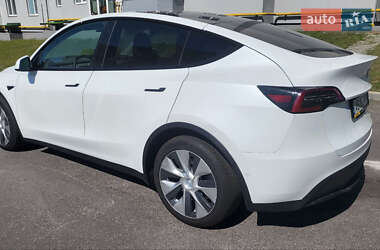 Внедорожник / Кроссовер Tesla Model Y 2021 в 