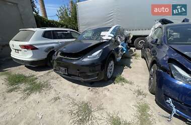 Внедорожник / Кроссовер Tesla Model Y 2021 в 