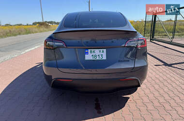 Внедорожник / Кроссовер Tesla Model Y 2022 в 