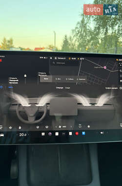 Позашляховик / Кросовер Tesla Model Y 2022 в 