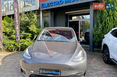 Внедорожник / Кроссовер Tesla Model Y 2021 в 