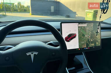Позашляховик / Кросовер Tesla Model Y 2020 в 