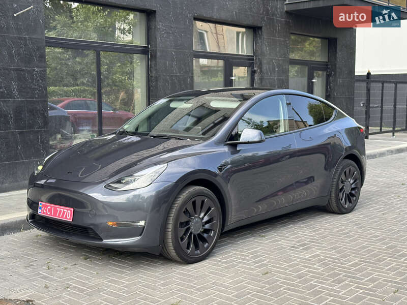 Позашляховик / Кросовер Tesla Model Y 2022 в 