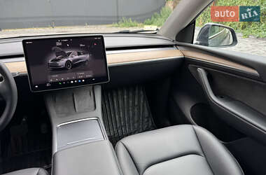 Позашляховик / Кросовер Tesla Model Y 2022 в 