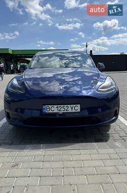 Позашляховик / Кросовер Tesla Model Y 2023 в 