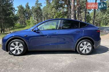 Внедорожник / Кроссовер Tesla Model Y 2024 в 