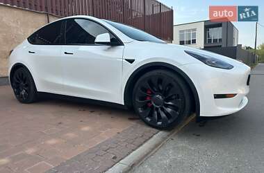Позашляховик / Кросовер Tesla Model Y 2022 в Києві