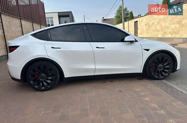Внедорожник / Кроссовер Tesla Model Y 2022 в 