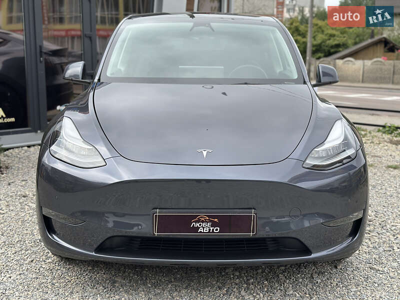 Tesla Model Y 2022