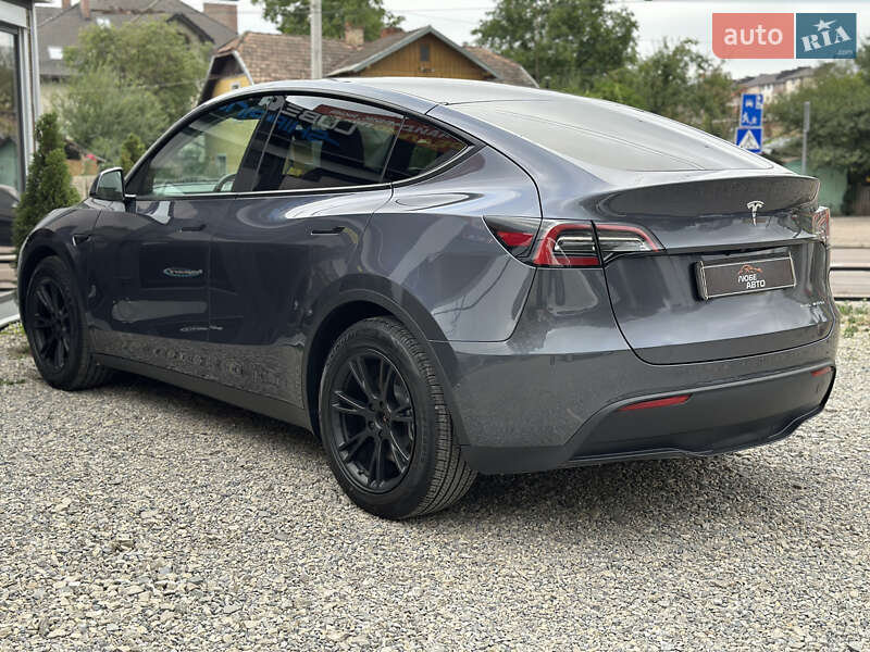 Позашляховик / Кросовер Tesla Model Y 2022 в Івано-Франківську