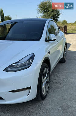 Внедорожник / Кроссовер Tesla Model Y 2023 в 