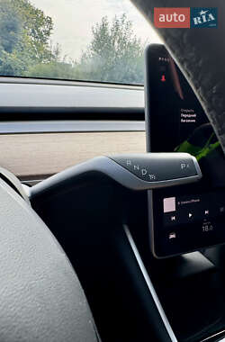 Позашляховик / Кросовер Tesla Model Y 2020 в 