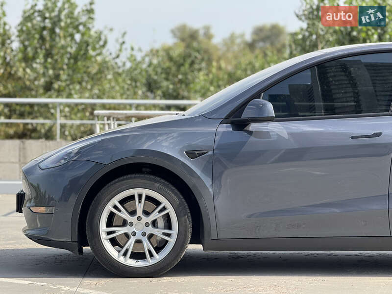 Позашляховик / Кросовер Tesla Model Y 2022 в Києві