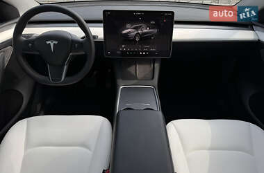Внедорожник / Кроссовер Tesla Model Y 2022 в 