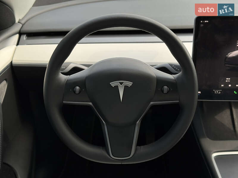 Позашляховик / Кросовер Tesla Model Y 2022 в Києві