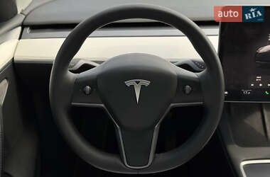 Внедорожник / Кроссовер Tesla Model Y 2022 в 