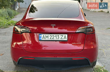 Внедорожник / Кроссовер Tesla Model Y 2023 в 