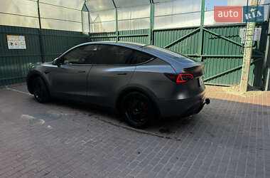 Внедорожник / Кроссовер Tesla Model Y 2021 в 