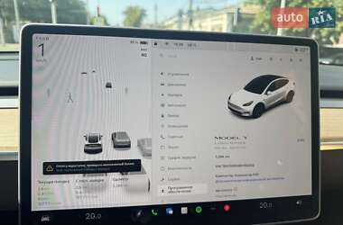 Внедорожник / Кроссовер Tesla Model Y 2024 в 