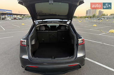 Внедорожник / Кроссовер Tesla Model Y 2022 в 