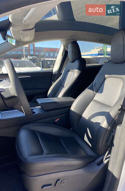 Позашляховик / Кросовер Tesla Model Y 2023 в 
