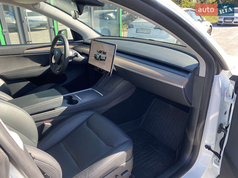 Внедорожник / Кроссовер Tesla Model Y 2023 в Киеве фото 16 Внедорожник / Кроссовер Tesla Model Y 2023 в Киеве