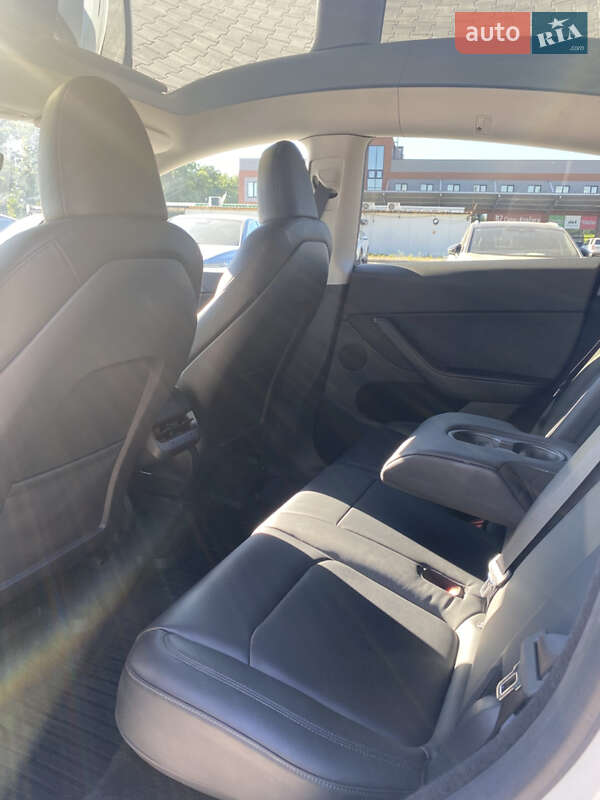 Внедорожник / Кроссовер Tesla Model Y 2023 в Киеве фото 34 Внедорожник / Кроссовер Tesla Model Y 2023 в Киеве