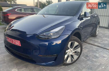 Позашляховик / Кросовер Tesla Model Y 2023 в 