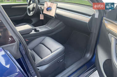 Позашляховик / Кросовер Tesla Model Y 2023 в 
