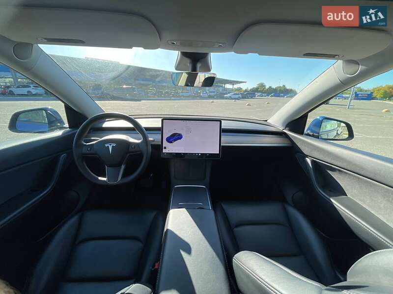 Внедорожник / Кроссовер Tesla Model Y 2021 в Киеве