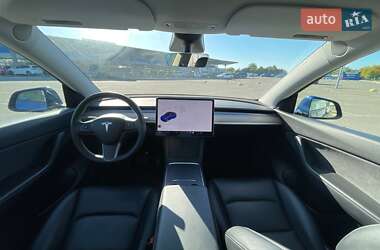 Позашляховик / Кросовер Tesla Model Y 2021 в 