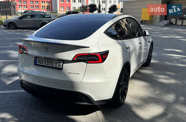 Позашляховик / Кросовер Tesla Model Y 2023 в 