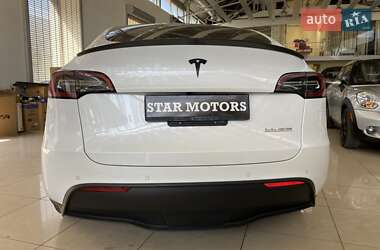 Позашляховик / Кросовер Tesla Model Y 2021 в 