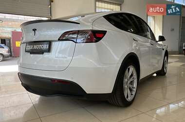 Позашляховик / Кросовер Tesla Model Y 2021 в 