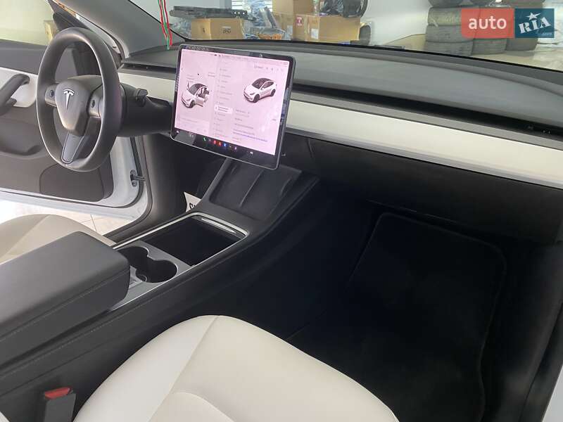 Внедорожник / Кроссовер Tesla Model Y 2021 в Одессе фото 36 Внедорожник / Кроссовер Tesla Model Y 2021 в Одессе